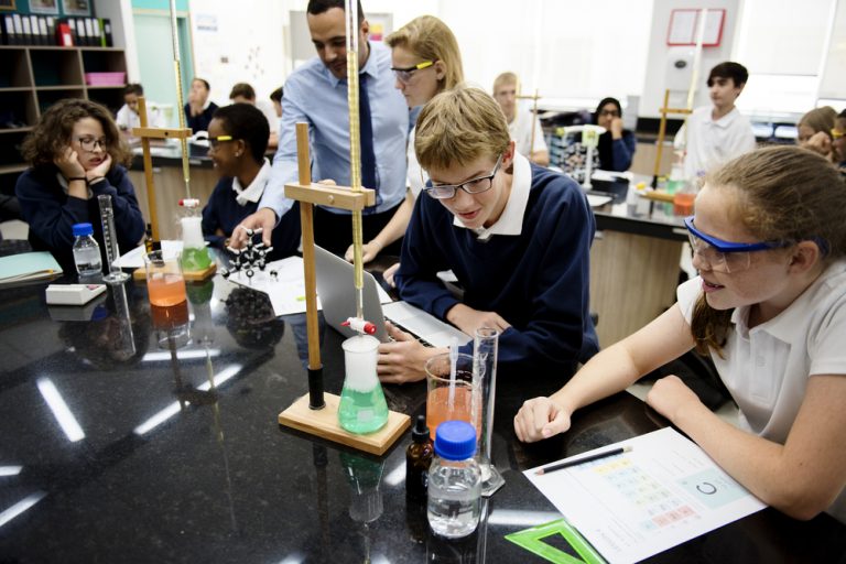 How to Dispose of Hazardous School Waste